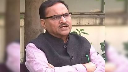 Jaipur: जोशी बोले- राजस्थान पुलिस स्वतंत्र है FIR लिखनी है या नहीं, मीणा पर जरूर दर्ज होगा मानहानि का मुकदमा Joshi said that Rajasthan Police is free to write FIR or not