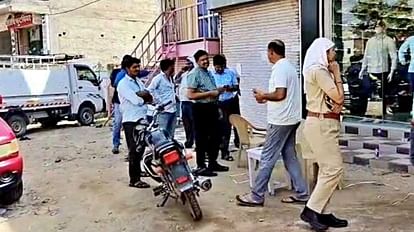 Jhunjhunu: निलंबित एडिशनल एसपी दिव्या मित्तल का पुश्तैनी घर सील, एसीबी चूरू की टीम ने चिड़ावा में की कार्रवाई Jhunjhunu Chidawa town sealed the ancestral house of suspended Additional SP Divya Mittal