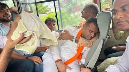 Jaipur: भाजयुमो ने किया आरपीएससी का घेराव, पुलिस ने रोका तो भिड़े कार्यकर्ता, सुरक्षाबलों ने संभाला मोर्चा BJP Yuva Morcha workers clashed with the police in the siege of RPSC
