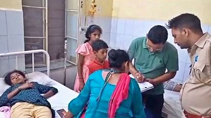 Sikar News: लक्ष्मणगढ़ में श्रद्धालुओं से भरी बस विद्युत ट्रांसफार्मर से टकराई, 24 से अधिक लोग घायल Sikar News bus full of devotees collided with electric transformer in Laxmangarh more than 24 people injured